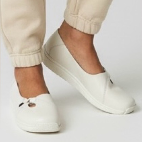 Klogs White Leather Slip-On Shoes size 9 - Picture 15 of 15